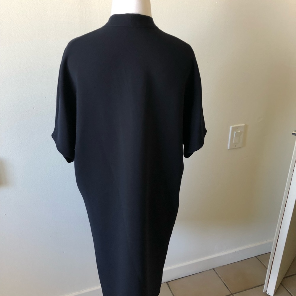 Vince Crepe Double V Dress - Picture 6 of 6